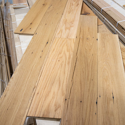 Antique Reclaimed Oak 4" to 8" Random Widths - Oil Prefinish